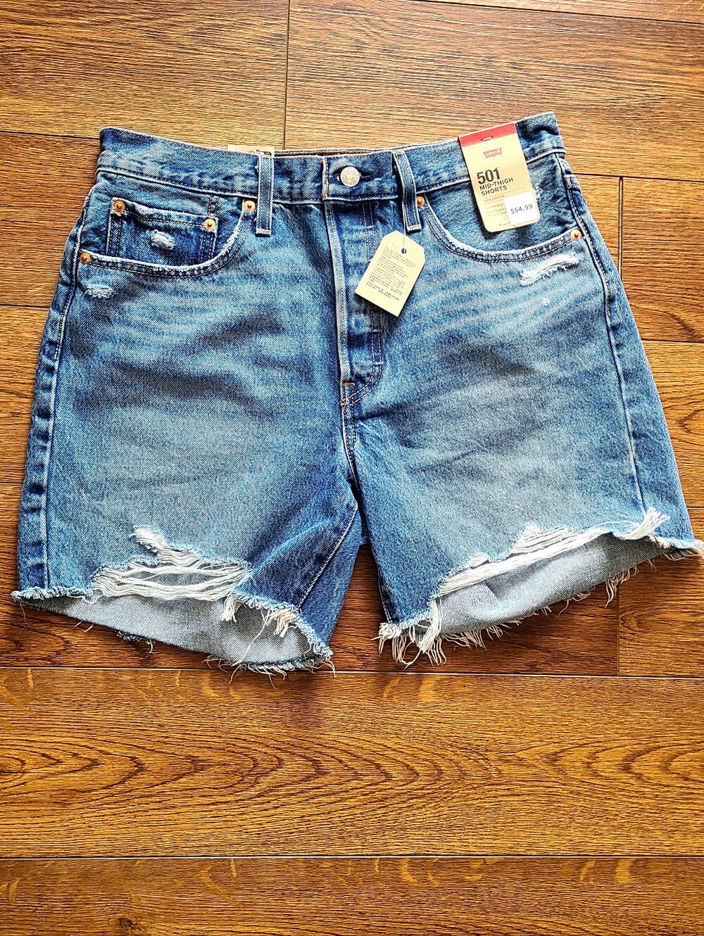 Levi’s 501 Mid-Thigh Distressed Denim Shorts – W31 – NWT